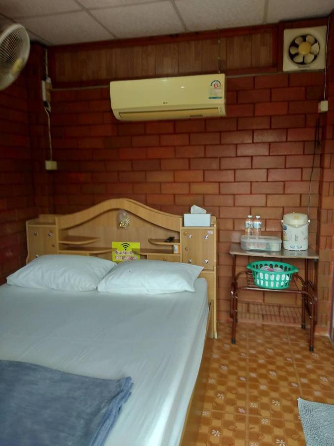บ้านขวัญกมล Chiang Khan Exteriör bild